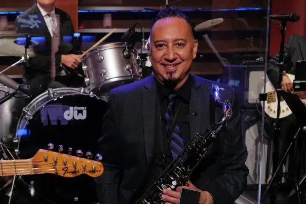 Cleto Escobedo III, Jimmy Kimmel Live! bandleader, dies at 59 Cleto Escobedo III dies
